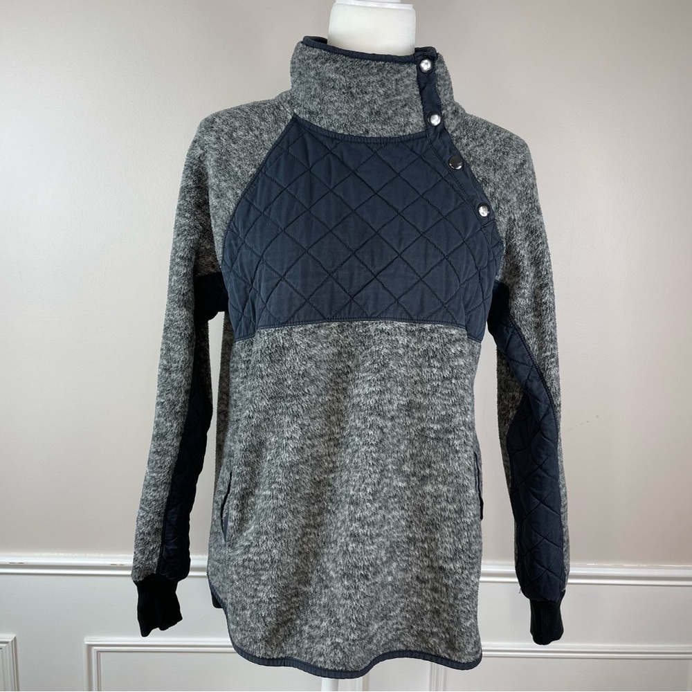 Abercrombie & Fitch Asymmetrical Snap-Up Fleece. SZ:S
